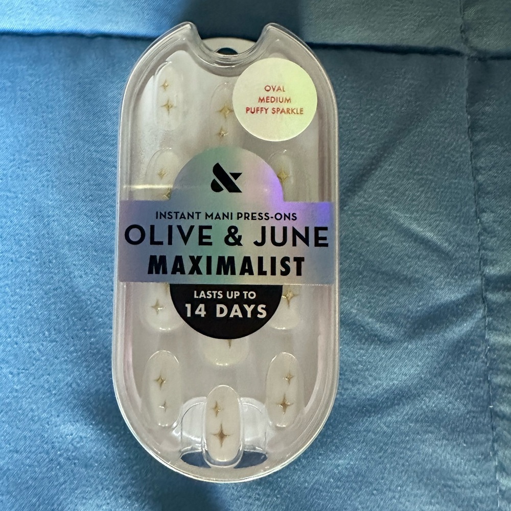 Olive & June Press On Nails Bundle - Picture 5 of 6